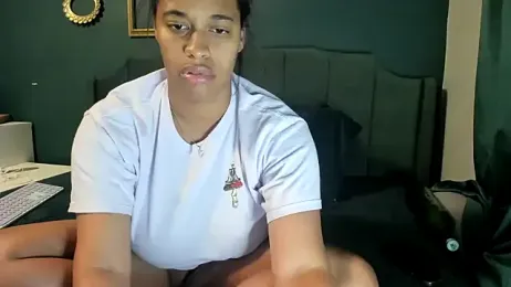 ellla_LA webcam model stream image