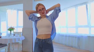 ShannanHoving webcam model stream image