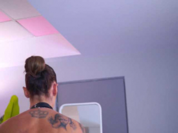 RaquelleVon webcam model stream image