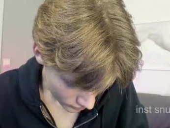 louie_evans webcam model stream image