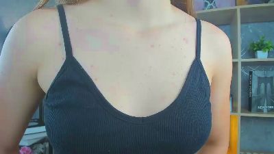 IndiaMclaren webcam cam4 model stream image