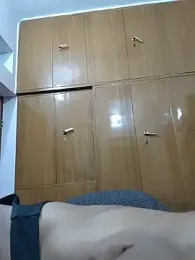 Yourguys21 webcam model stream image