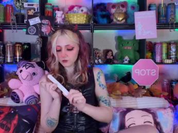 Devil-Baby webcam model stream image