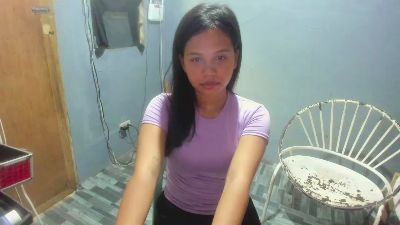 ItsRogeline webcam model stream image