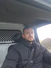 Кадр эфира stfvataman на Stripchat