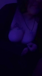 AlondrA_XotiC webcam model stream image