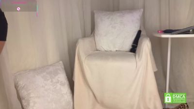 Red_starling webcam model stream image