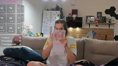 Girl_alone_home webcam model stream image