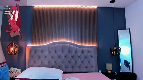 Maxii18_ webcam model stream image