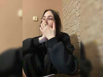 Hikikomori27 webcam model stream image