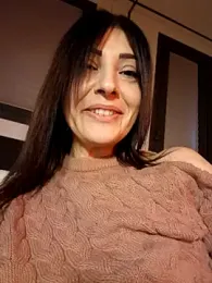 AryaSummersReal webcam model stream image