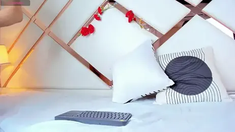 Paulette_valverde webcam model stream image