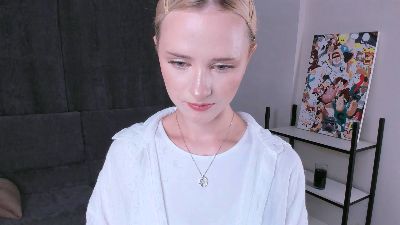 LucreciaGrisson webcam model stream image
