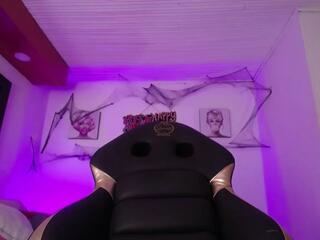 Andromeda Cute webcam model stream image