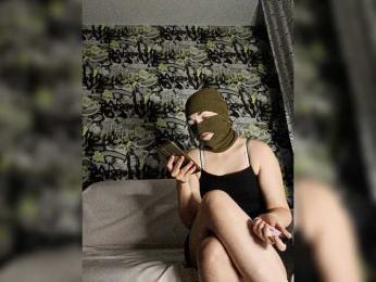 KissMe2 webcam bongacams model stream image