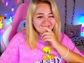 hornycakee webcam model stream image