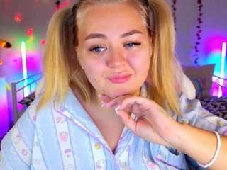 hornycakee webcam model stream image