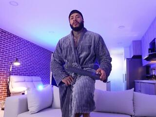 Blaze B webcam model stream image