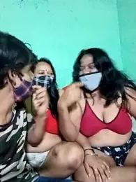 LoveOnStream webcam model stream image