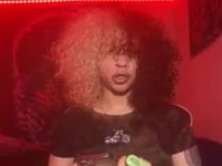 universethadon webcam model stream image