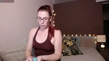 Sharon_Red webcam model stream image