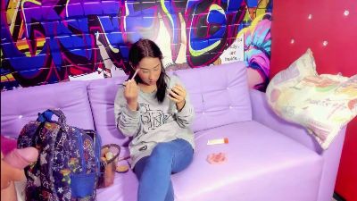 Snow_Whitee webcam model stream image