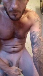 ShOwTiMeNuDe webcam model stream image