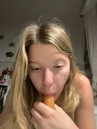 kimczii webcam model stream image