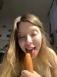 kimczii webcam stripchat model stream image