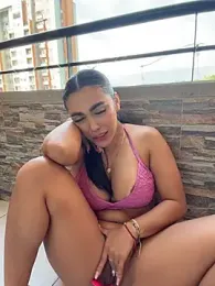 emma_andrew1 webcam model stream image