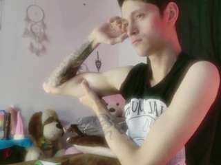 tyler-cat webcam model stream image