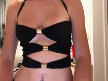 laraineprada webcam model stream image