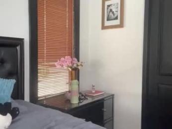 xo_madeline webcam model stream image