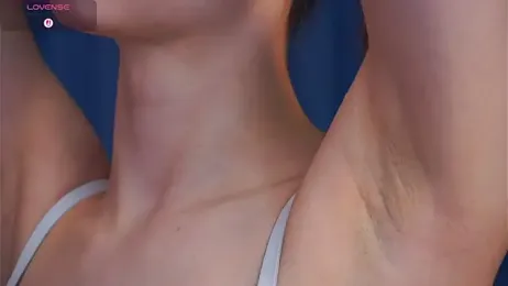 OnaZiroge webcam model stream image