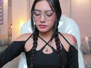 azurakindong webcam model stream image