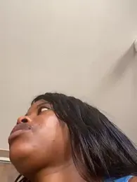 DiamondGoddes webcam model stream image