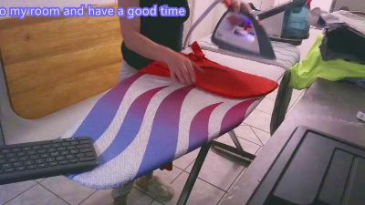 kleineshot webcam model stream image