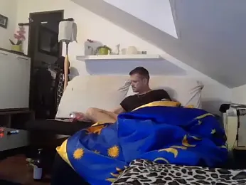 Cambitchboy webcam model stream image