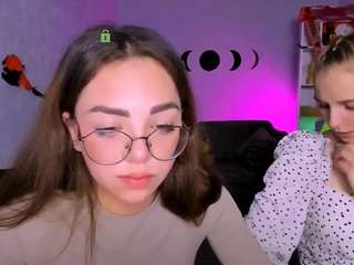 elen-dark webcam model stream image