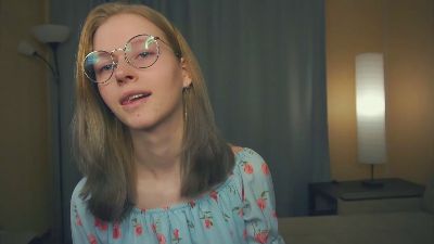 MertieAlie webcam model stream image