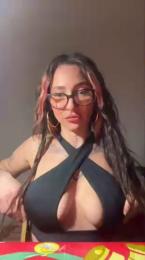 Ladymoneymiss webcam model stream image