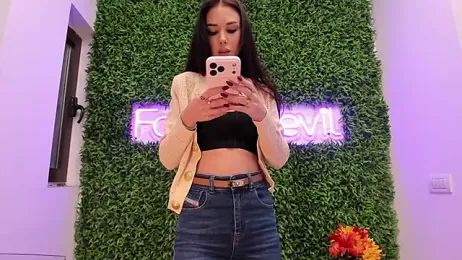 realhotfallingdevil webcam stripchat model stream image