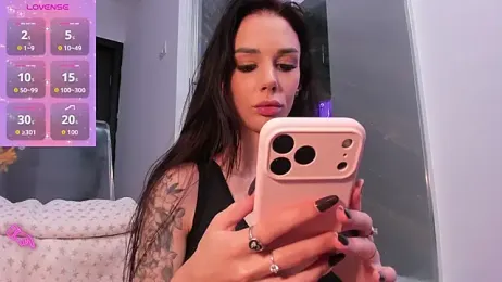 realhotfallingdevil webcam stripchat model stream image