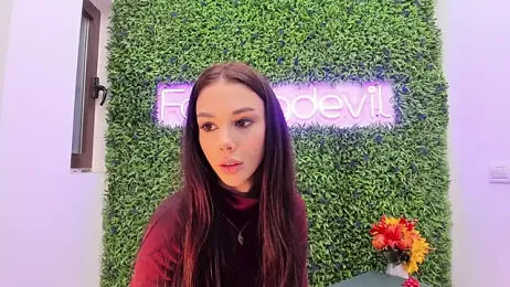 realhotfallingdevil webcam stripchat model stream image