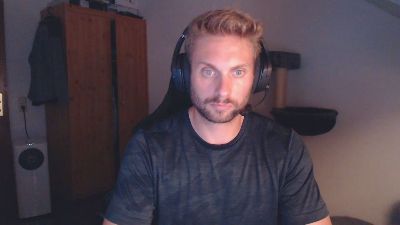 blueeyes839 webcam cam4 model stream image