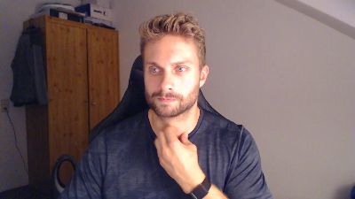 blueeyes839 webcam cam4 model stream image