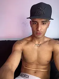 Maicol_xxxx webcam stripchat model stream image