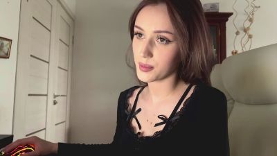 AdeliaDerousse webcam model stream image