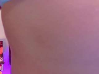 valen-scott webcam model stream image