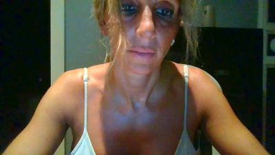 cari_guerrera webcam model stream image